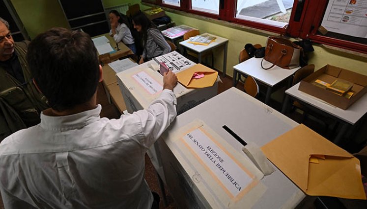 IItalia cierra una inédita campaña electoral