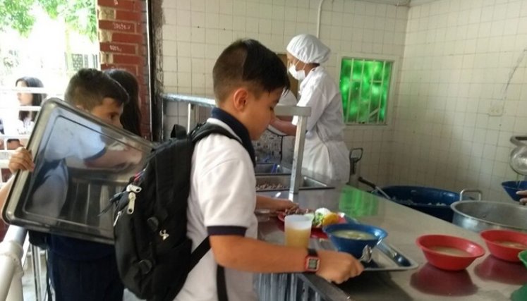 Capturan a 12 personas por presunta alteración de alimentos del PAE