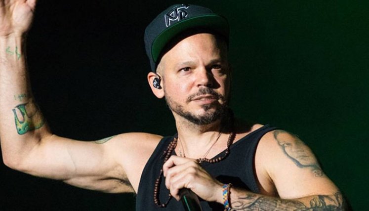 Residente.