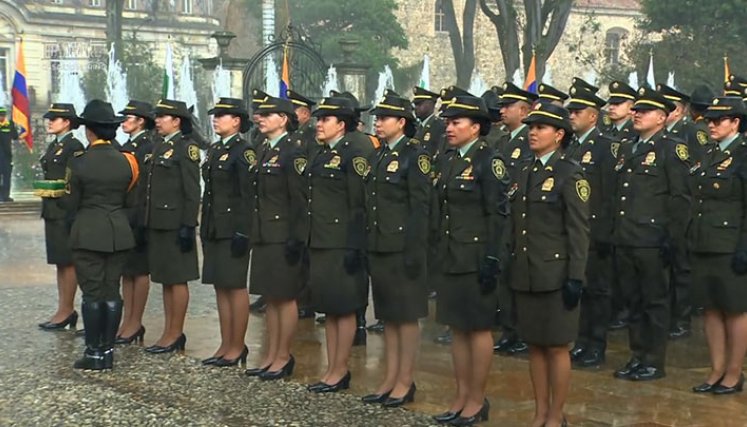 Petro suspendió ceremonia de ascensos de la Policía por la lluvia./Foto: captura de pantalla