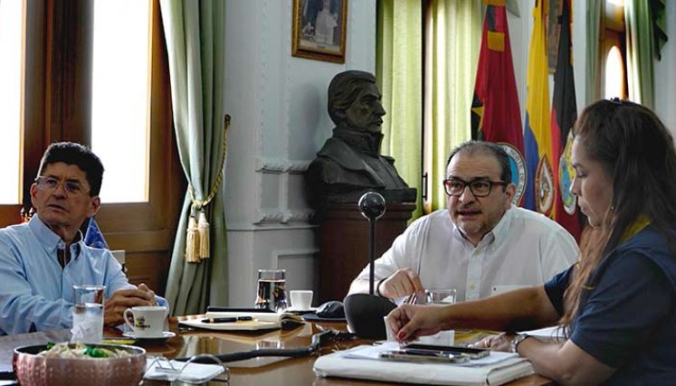 Gobernador Silvano Serrano Guerrero alertó a los alcaldes por el fenómeno de La Niña./Foto cortesía