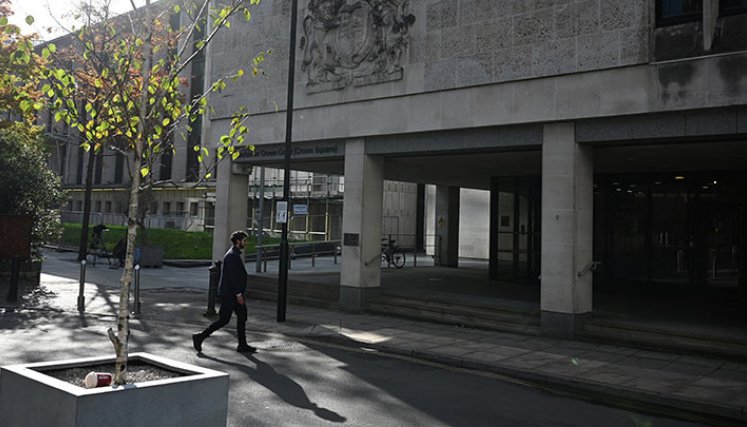 Cartas abrumadoras de enfermera acusada de matar a siete bebés