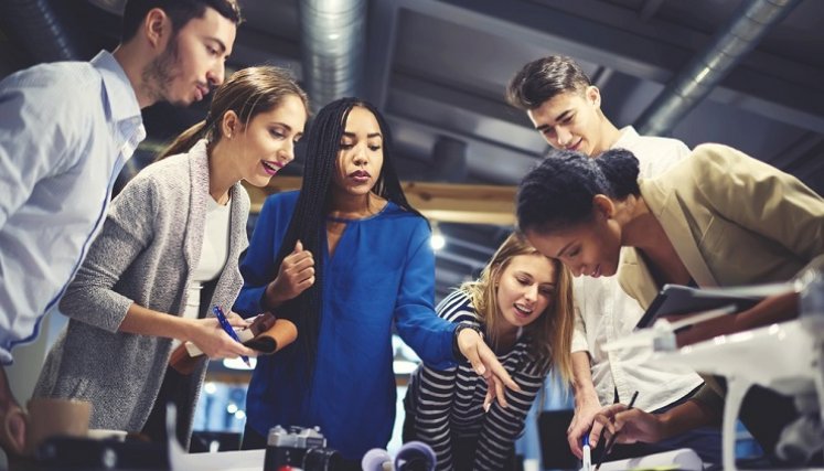 Creatividad, innovación y sostenibilidad: los beneficios del talento joven para las empresas