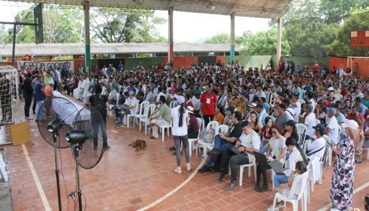 Durante un día y medio se reunieron los cocaleros en Campo Dos.