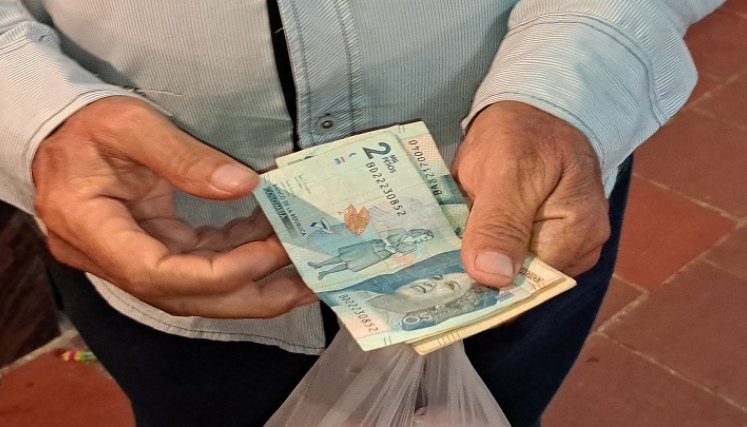 En un mes, el tipo de cambio en Venezuela se ha depreciado en un 16 por ciento./ Foto: Anggy Polanco / La Opinión