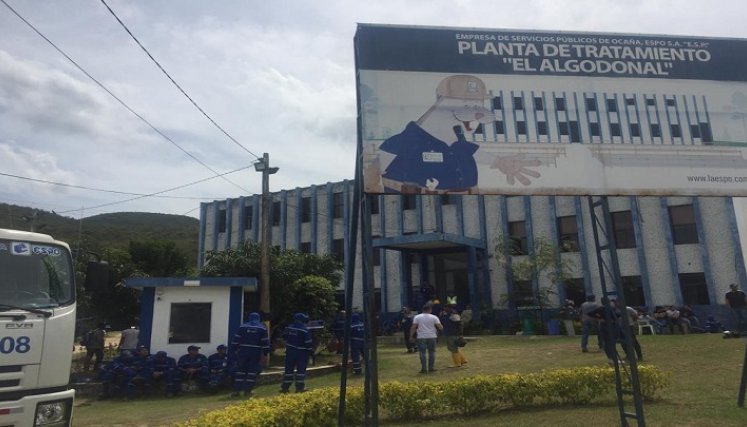 Voceros cívicos promueven un referéndum derogatorio de la licitación de los servicios públicos en Ocaña. Impulsan la recolección de 20 mil firmas.