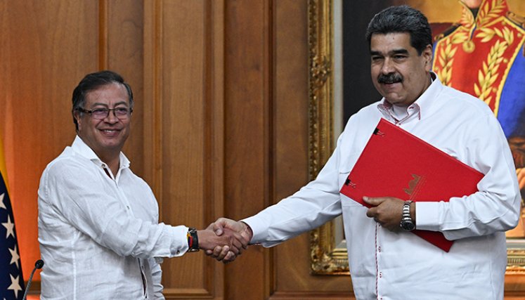 Gustavo Petro y Nicolás Maduro