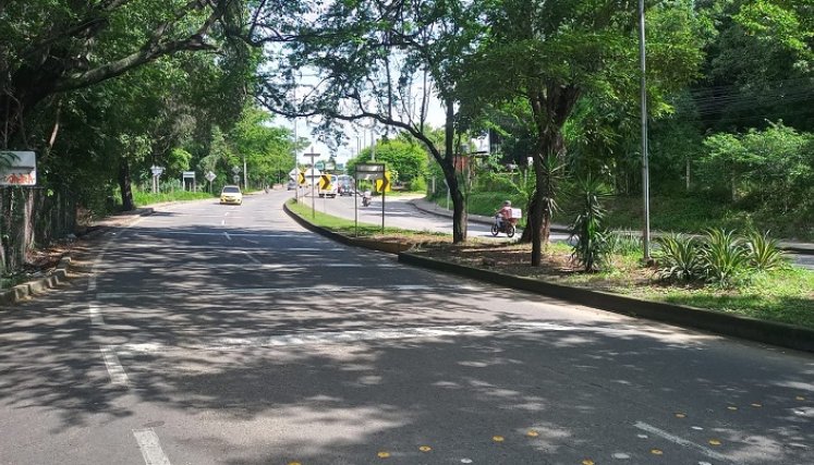 El domiciliario fue interceptado por los seis delincuentes cuando se movilizaba por el barrio San Rafael.