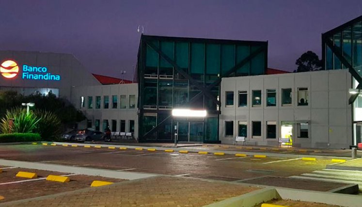  Es el primer banco colombiano en lograr este alto reconocimiento.