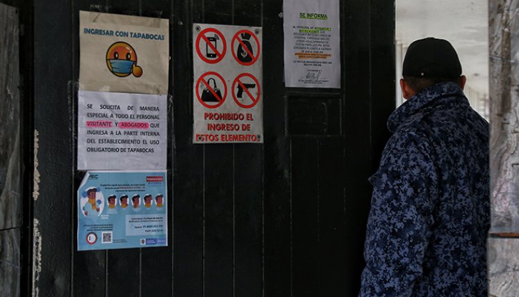 Imputan a seis guardias del Inpec por ingresar hasta licor a la cárcel Modelo./Foto: Colprensa
