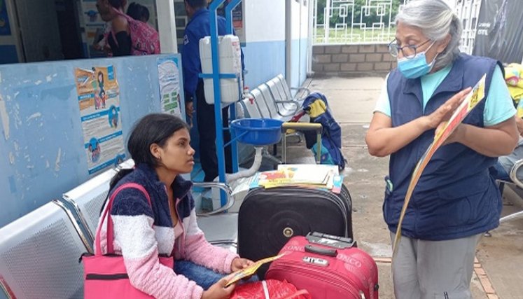 Llevan violentómetros y machistómetros a mujeres de frontera