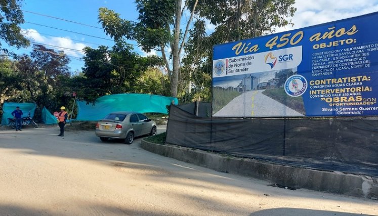 En Ocaña se ejecuta la construcción y mejoramiento de la vía alterna como regalo de cumpleaños por parte de la gobernación.