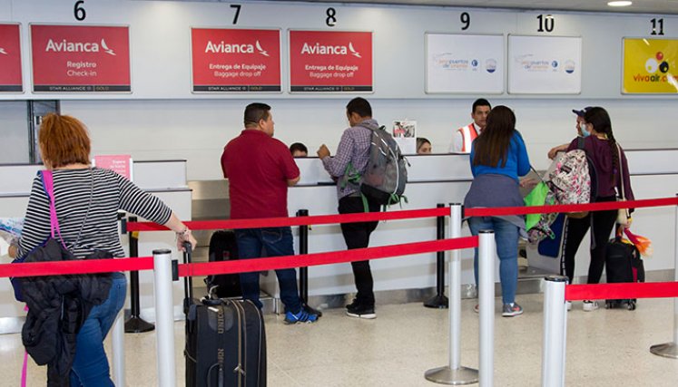 Muchos clientes ya compraron sus boletos para Semana Santa y la semana de receso escolar de octubre. Foto Archivo La Opinión
