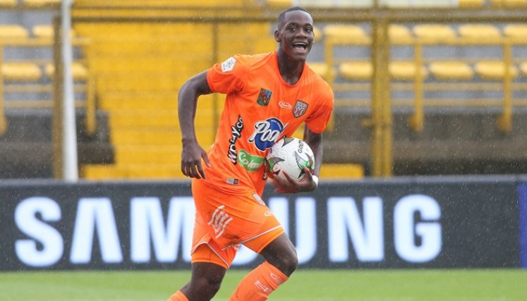 Jhon Jader Durán de 19 años, otro  futbolista que se enlista para jugar en la Liga Premier.