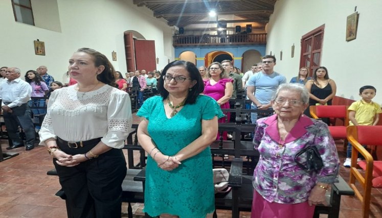En Ocaña se rinde homenaje a los representantes de la tercera edad que han dejado huellas.