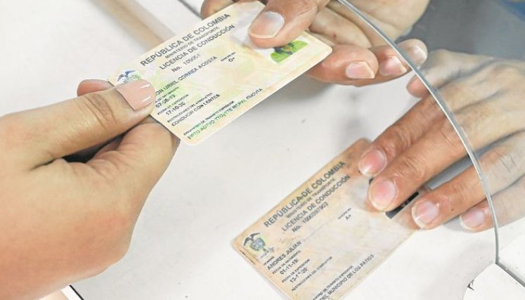 El trámite de renovación de la licencia de conducción es presencial. / Foto: Jorge Gutiérrez / La Opinión 