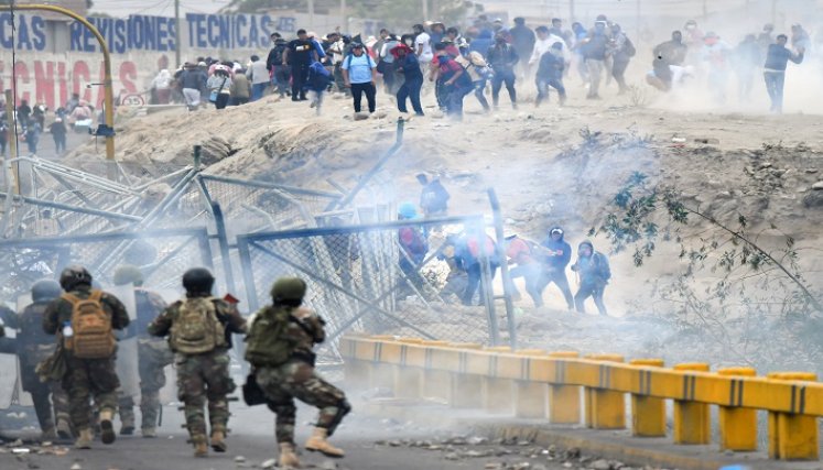 PROTESTAS EN LIMA