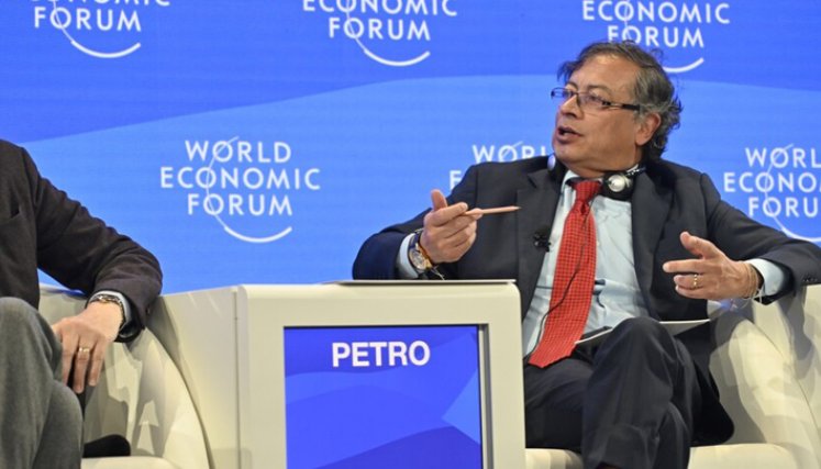 inversión y juventud, balance de la jornada del presidente petro en davos, suiza