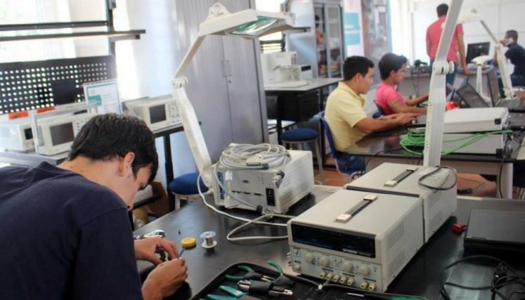 Los estudiantes matriculados para el primer semestre de 2023 se quejan por la falta de maestros/Foto archivo