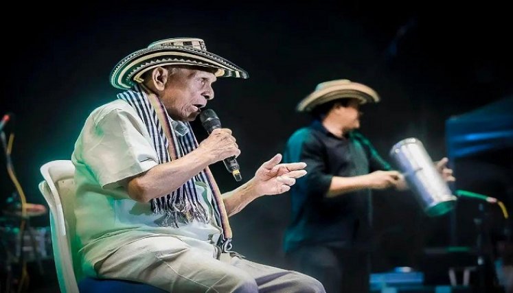 Tras la muerte del juglar Adolfo Pacheco Anillo en Ocaña recuerdan el anhelo de compartir con los ancestros las tradiciones de la vieja guardia.