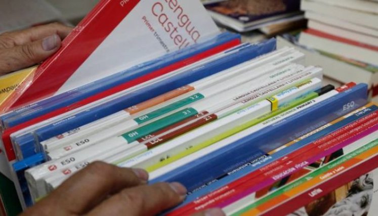 Los acudientes señalan que los libros nunca se usan por completo, por lo que muchas páginas y actividades al final del año se pierden. / Foto: Cortesía 