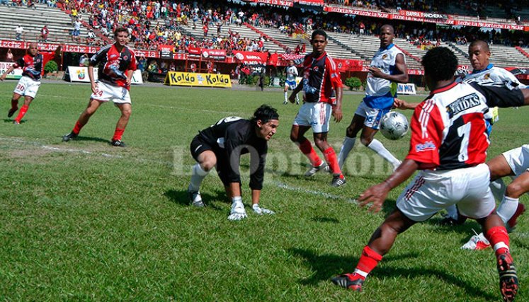 Leandro Castellanos, Pumas de Casanare.
