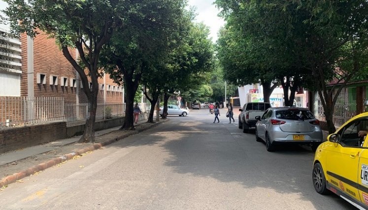 En esta parte de la Avenida Gran Colombia capturaron a los dos presuntos delincuentes.