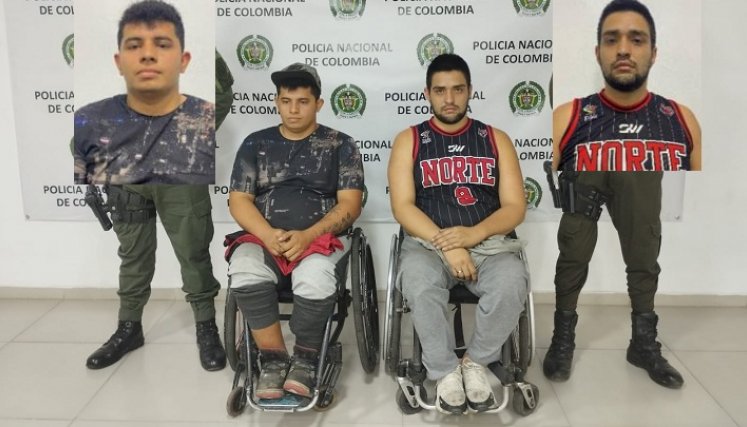  Cristian Meza  y Carlos Sosa aprovechaban su discapacidad para llegar a varios negocios de sus víctimas para tomar fotos, que eran usadas para intimidarlas.
