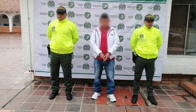 Según se conoció, el presunto delincuente abusaba sexualmente de una menor de edad desde hace cuatro años.