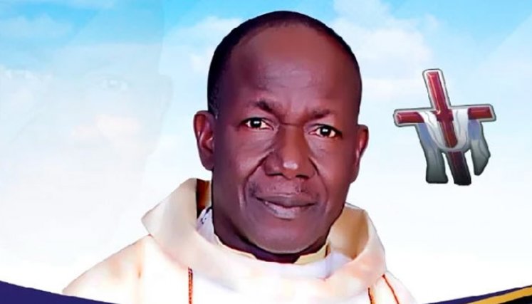 sacerdote-Nigeria