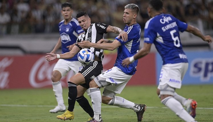 La Copa Libertadores sigue motivando a los clubes con sus torneos.