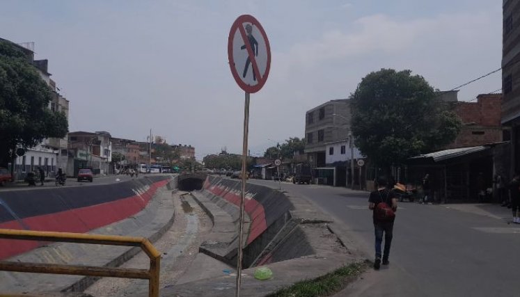 El Canal Bogotá recorre cerca de 18 barrios. / Foto: La Opinión 