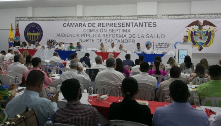 En Villa del Rosario se llevó a cabo una audiencia pública sobre la reforma a la salud./Foto Juan Pablo Cohen-La Opinión
