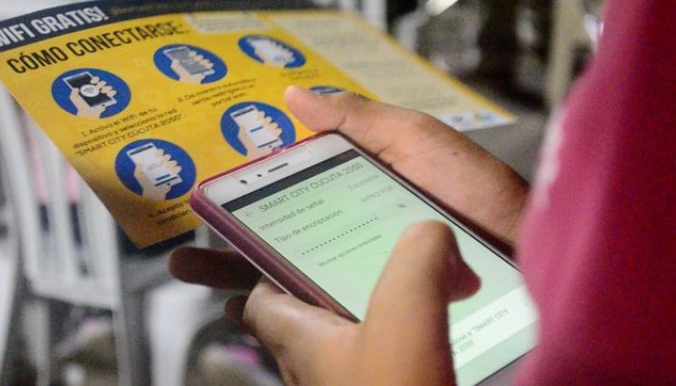 En Cúcuta, los puntos WIFI se distribuyen en los parques principales de cada barrio y cerca a sitios turísticos como el Cristo Rey y la Loma de Bolívar. 
