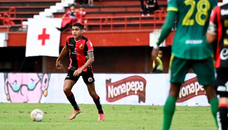 Sebastián Yabur
