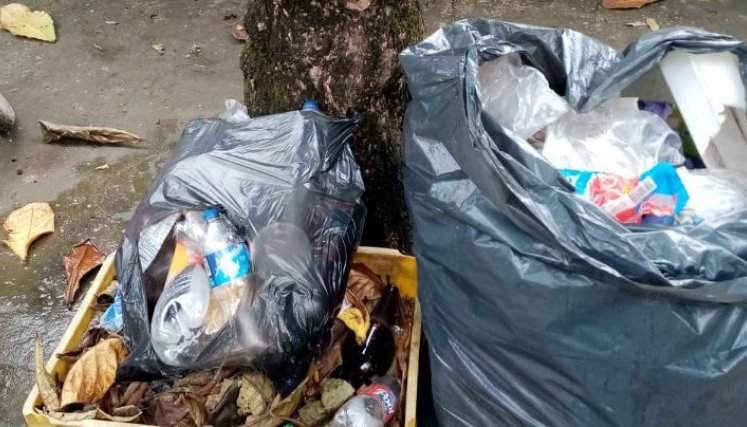 Grupo armado  hurtó un vehículo recolector de residuos 