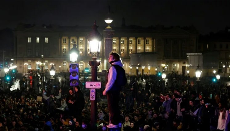 Juventud Francesa protesta por reforma pensional