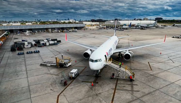 LATAM Airlines agregó que continuará reacomodando los pasajeros de Viva Air. / Foto: Cortesía