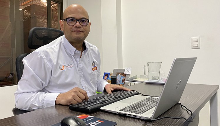 Mebys Alexander Ocando Peñaloza, director de proyectos y nuevos negocios del Grupo Empresas RC. / Foto Cortesía para La Opinión