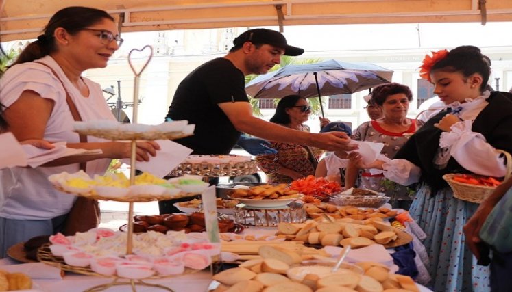 En Ocaña se rinde homenaje al pétalo de una flor utilizada para elaborar los 7 potajes.