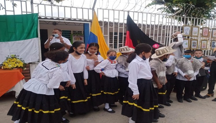 Estudiantes del colegio artístico Rafael Contreras Navarro de Ocaña adelantan una jornada de protesta.    