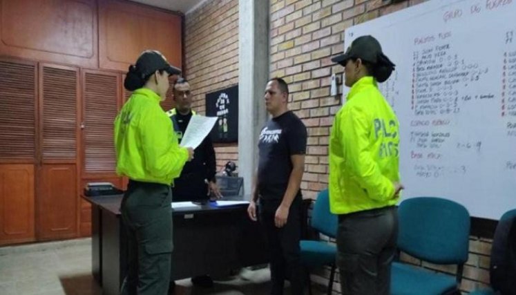 policía capturado