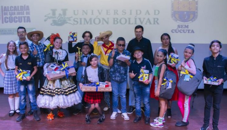 El año pasado participaron 206 estudiantes y se eligieron 13 ganadores. / Foto Cortesía / La Opinión 