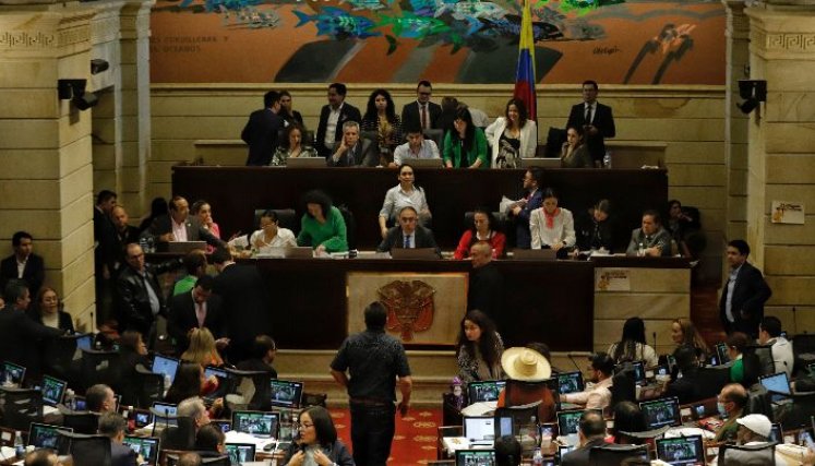 Después de horas y horas de discusión, en la madrugada de ayer finalmente el Congreso le dio luz verde al Plan de Desarrollo de Gustavo Petro./ Foto Colprensa