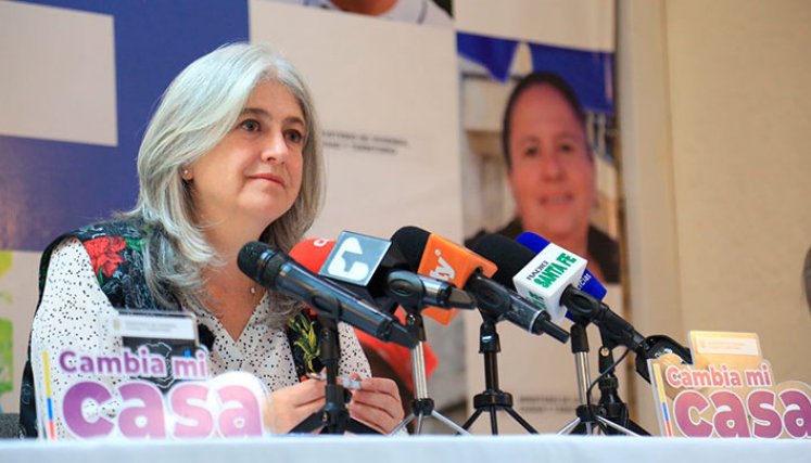 Se harán construcciones o mejoras en baños, cocinas, paredes, pisos, entre otros, y acceso a redes de servicio de agua y acueducto, informó la ministra Catalina Velasco. / Foto: Cortesía