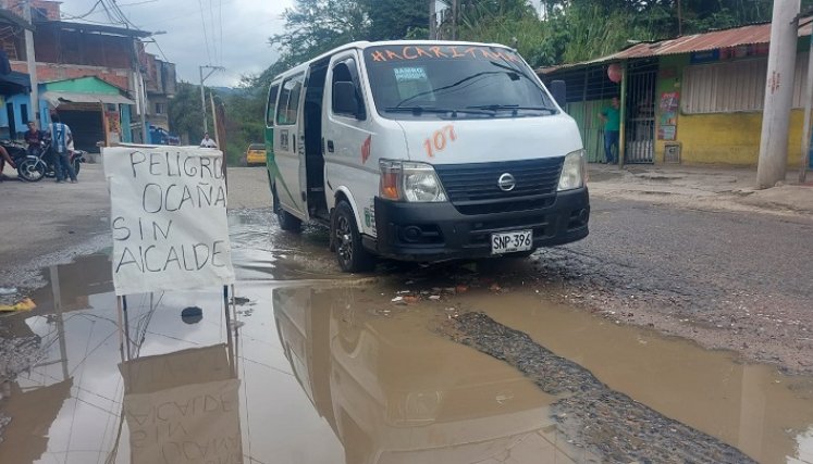 Conductores de Ocaña solicitan al alcalde invertir los recursos aprobados para recuperar calles./ Foto: La Opinión.