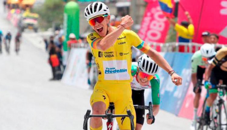  Supermán López