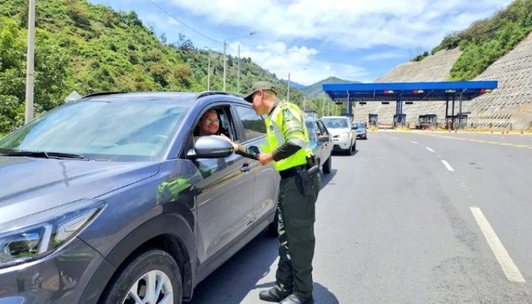 Actualmente, el peaje está habilitado para el conteo de vehículos. Se espera que estas casetas operen por 20 años.  / Fotos: Cortesía / La Opinión 