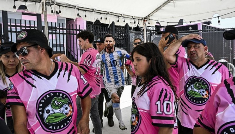 Los fanáticos del fútbol en los Estados Unidos no hayan la hora de ver jugar a Lionel Messi.