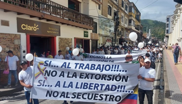 Los afectados piden que se endurezcan los operativos de las autoridades y se den resultados./ Foto Javier Sarabia/La Opinión
